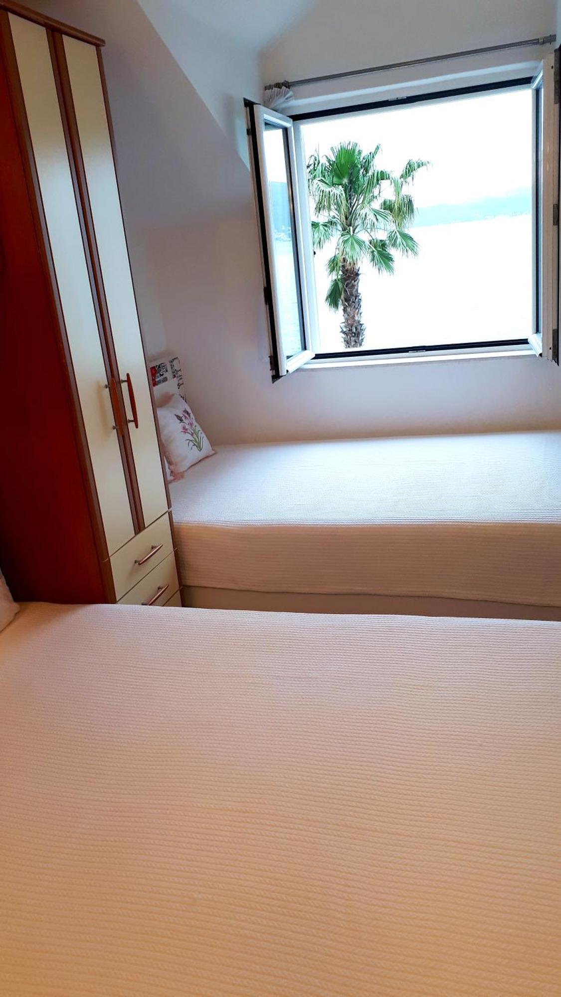 Apartmani Kalinic Bijela Zimmer foto